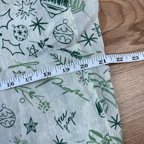 Free People Christmas Holiday Shopping Tote Bag Lightweight Reusable NEW - Picture 3 of 4